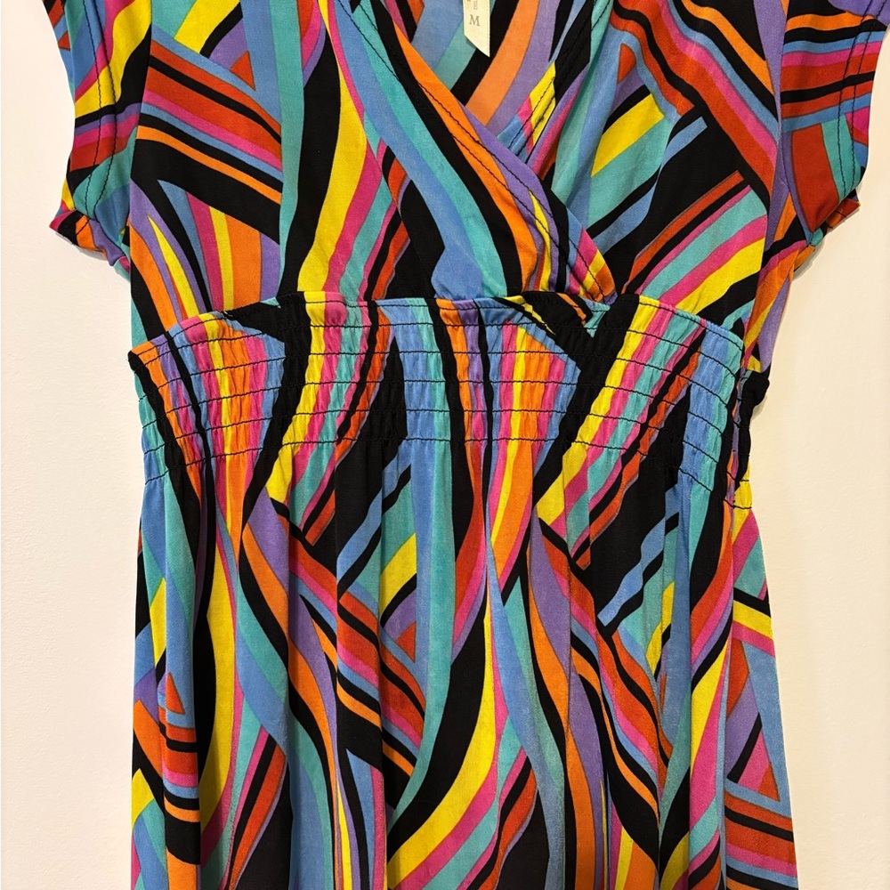 Colorful Geometric V-Neck Midi Dress - Picture 2 of 6